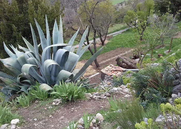 Apartment Cadre Exceptionnel A Courbons, 6km De Digne-les-Bains